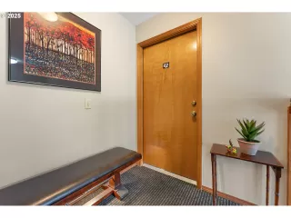 Photo #3: 442306828 Listing 