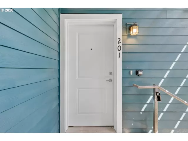 MLS: 442983030 Condo For Sale
