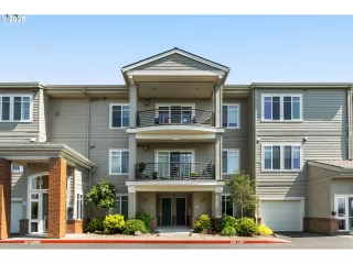 Click for more information on MLS # 443032195 : 4873 NW PROMENADE TER 122 More Details about MLS # 443032195 : 4873 NW PROMENADE TER 122
