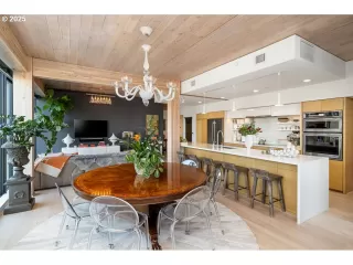 Photo #1: 443901512 Listing