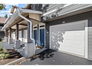 Photo #4: 443947682 Listing 