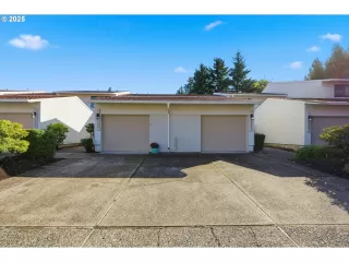 Photo #3: 444469672 Listing