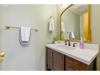 Photo #6: 444469672 Listing