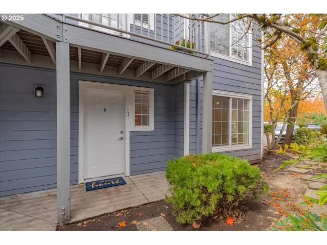 MLS: 444580322 Condo For Sale