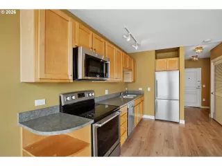 Photo #5: 445127200 Listing 