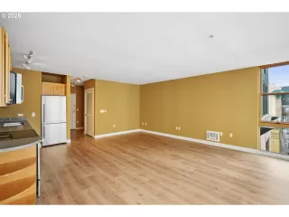 Photo #6: 445127200 Listing 