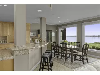 Photo #6: 445809704 Listing 