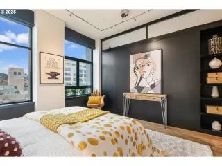 Photo #2: 446072238 Listing 