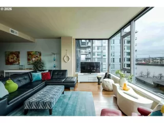 Photo #5: 446098061 Listing 