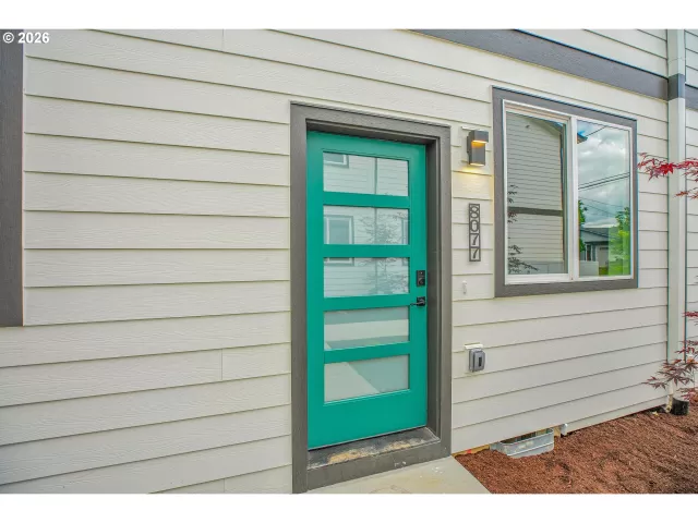 MLS: 446914882 Condo For Sale