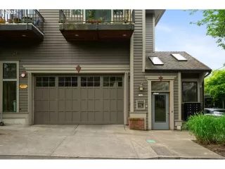 Photo #2: 447119023 Listing