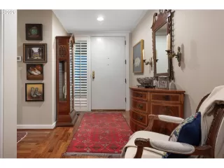 Photo #4: 447391515 Listing 