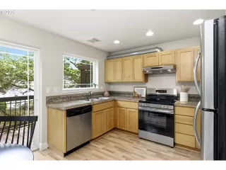 Photo #1: 448735917 Listing 