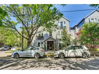 Photo #1: 448838284 Listing