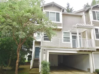Photo #2: 448970079 Listing