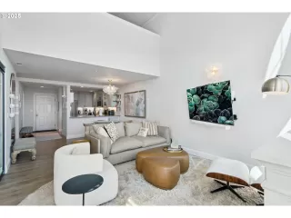 Photo #2: 449398740 Listing