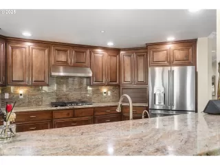 Photo #4: 449399702 Listing