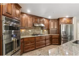 Photo #6: 449399702 Listing