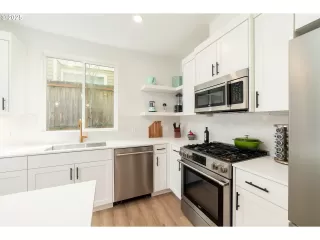 Photo #4: 449422835 Listing 