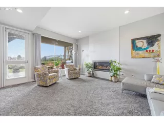 More Details about MLS # 449517029 : 401 N TOMAHAWK ISLAND DR 18