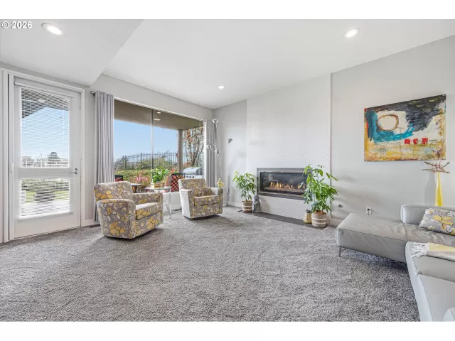 MLS: 449517029 Condo For Sale