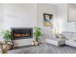 Photo #2: 449517029 Listing 