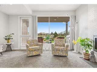 Photo #3: 449517029 Listing 