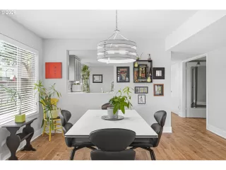 Photo #5: 449517029 Listing 