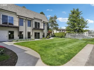 Photo #3: 449667173 Listing