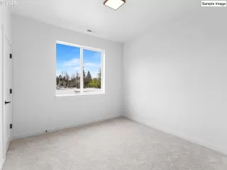 Photo #6: 449680671 Listing