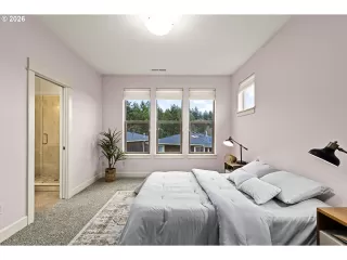 Photo #6: 450106037 Listing 