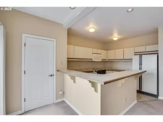 Photo #1: 450547309 Listing