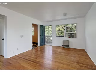 Photo #5: 450955941 Listing 