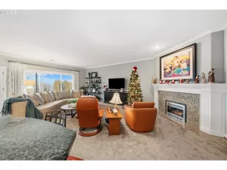 Photo #1: 451435932 Listing 