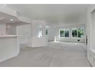 Photo #2: 451468358 Listing 