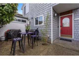 More Details about MLS # 451560214 : 601 N TOMAHAWK ISLAND DR