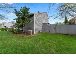 Photo #4: 451560214 Listing