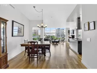 Photo #4: 451843012 Listing