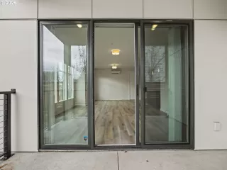 Photo #5: 451853719 Listing 