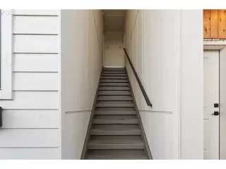 Photo #2: 452925281 Listing 