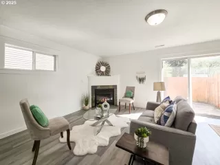 Photo #5: 453104452 Listing