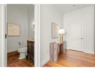 Photo #6: 453257839 Listing 