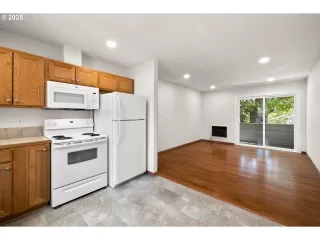 Photo #4: 453357107 Listing