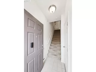 Photo #2: 453442764 Listing 