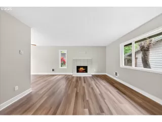 Photo #2: 453621884 Listing 