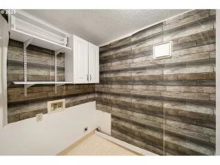 Photo #4: 454302939 Listing 