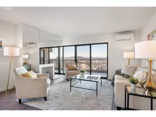 Photo #4: 455289814 Listing 