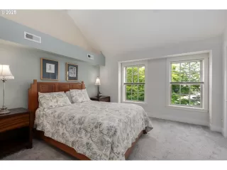 Photo #2: 455467492 Listing 
