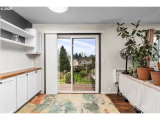 Photo #5: 455973059 Listing