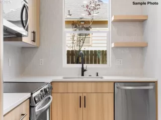 Photo #4: 456046058 Listing